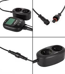 Heating/Cooling controller with digital temperature display