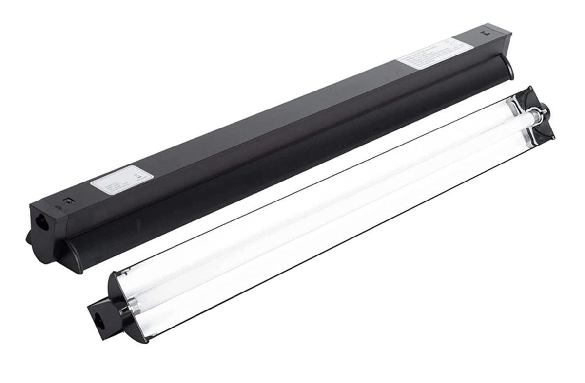 Giangarden T5 fixture with UVB lamp