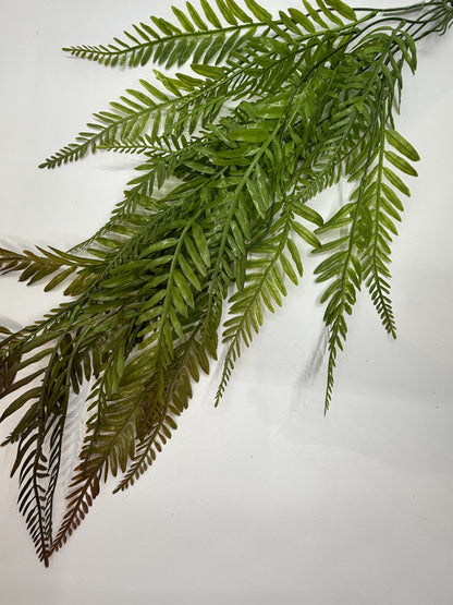 Detailed faux Drooping Spleenwort fern leaves, perfect for reptile terrariums.